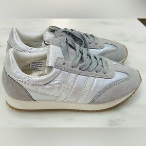 Gola Classics Women's Boston '78 Metallic Sneakers Ladies size 7 New w/o box